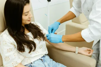 what is a positive beta hcg test